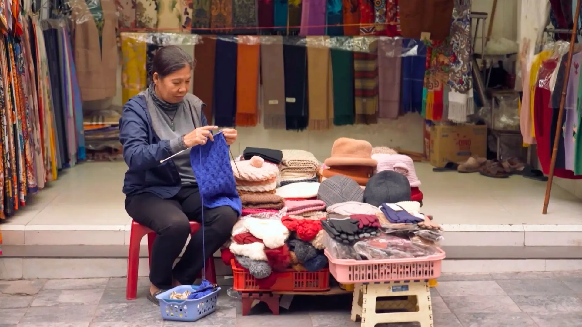 Dấu ấn nghề truyền thống trong lòng Hà Nội | Người Hà Nội | 21/12/2025